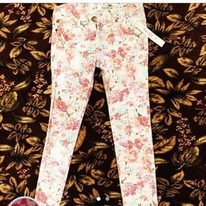 Brand new floral skinny pants